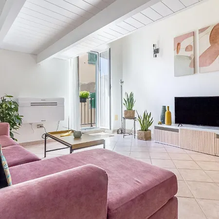 Apartment Iskra *